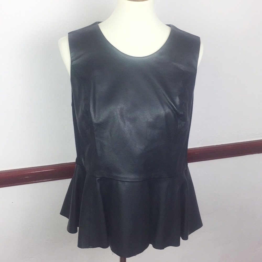 INC INTERNATIONAL CONCEPTS NON LEATHER TOP